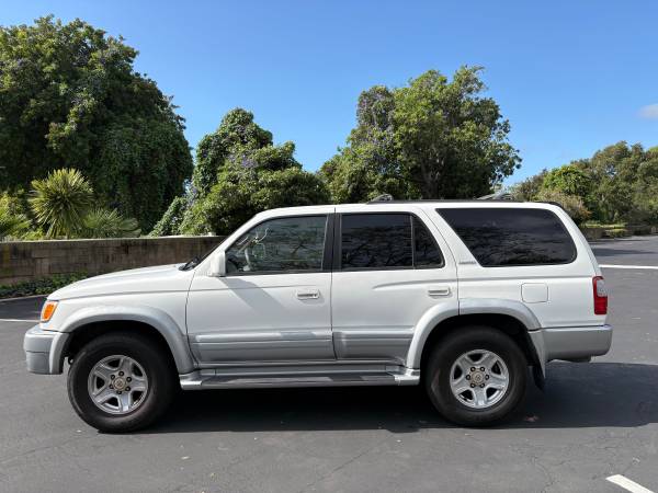2000 Toyota 4Runner Limited White 6Cyl - Clean Title 1