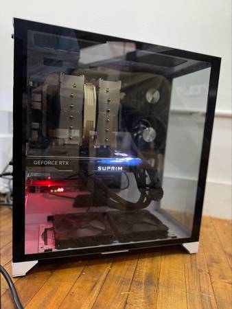 Lambda Labs High Performance PC Workstation – AI, Gaming, VFX 1