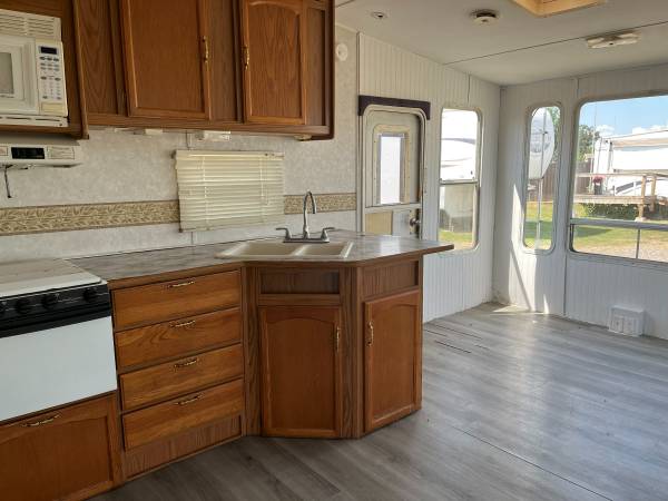 $850 / 1br - 1 Bedroom 1 Bathroom RV for rent (Quinlan, Tx)63656599971585122