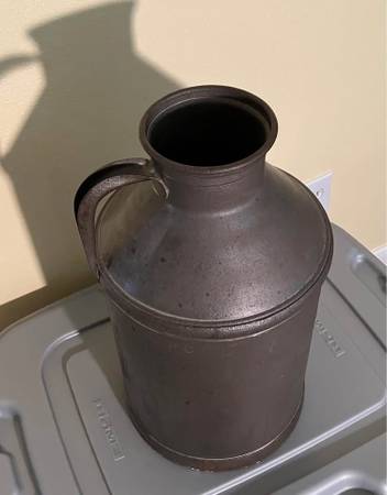 Antique Peoria Producers Dairy iron pitcher Circa 1963 - $150 (Creve Coeur)62930781806849124