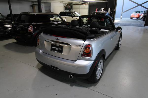 2009 R57 MINI COOPER Convertible PURE SILVER New Clutch & T-Chain 60k - $7,900 (Specializing in MINI's ONLY / Indoor Showroom)63484794175233123