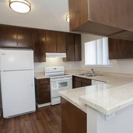 $2,930 / 2br - 1020ft2 - Dish Washer, Fireplace, Short Term Leases Available, Carport64009497924993123