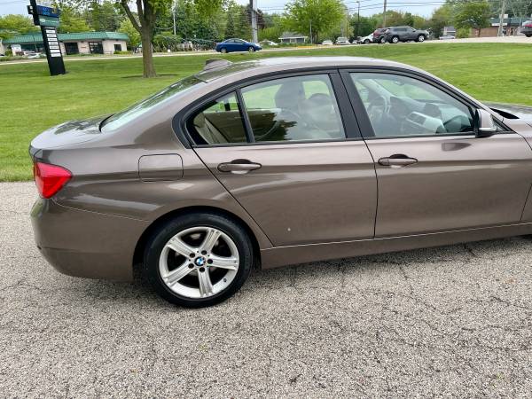 2014 BMW 320i 81,500 millas - $7,750 (Grayslake)63618850756097121