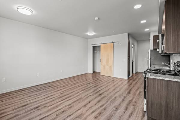 $1,514 / 505ft2 - Meet the Shevlin! (Bend)63839292437891121