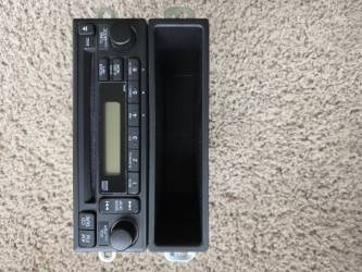 Honda Element LX CD/Receiver (2011) 1