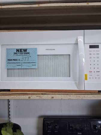 Frigidaire Microwave 1
