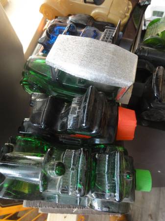 AVON Automobile Car Truck Antique Vintage Bottle Collection LOT - $50 (Federal Way)63471420991873124