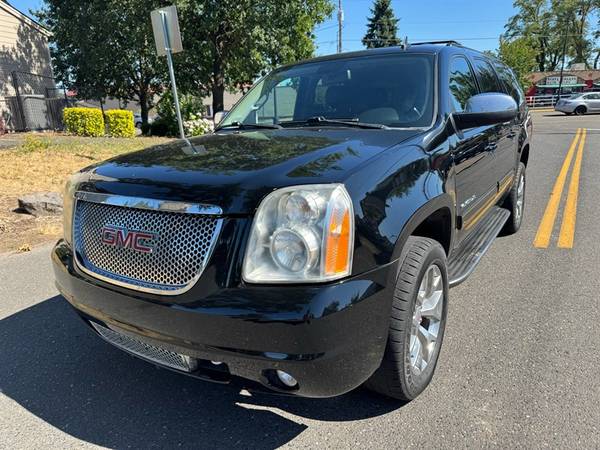 2014 GMC Yukon XL | SLT 1/2 Ton 4WD | Denali | $8,500 | - $8,500 (Vancouver)63616133079425120