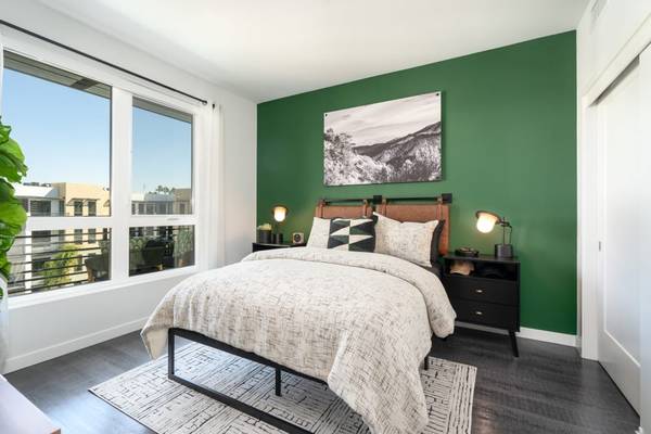 $5,777 / 2br - 995ft2 - 2/BD 2/BA, Online Rental Payments, Gated Parking (mountain view)63667942001665121