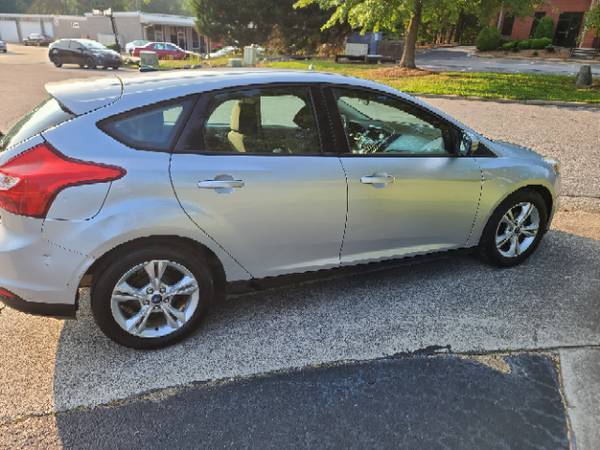 2013 Ford Focus SE hatchback - $3,950 (DORAVILLE)63620401739905121