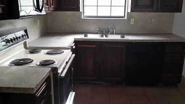 $2100.00 / 5br - 3300ft2 - Woodlawn look good63796556032259122