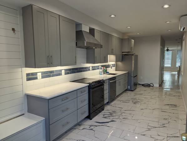 $2,800 / 2br - 1300ft2 - Beautifully Appointed Townhouse with 2 Car Parking in Federal Hill (Fed)63694945637891120