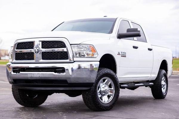 2018 RAM 2500 Tradesman 4x4 4dr Crew Cab 6.3 ft. SB Pickup ALL FINANCING AVAILAB 1