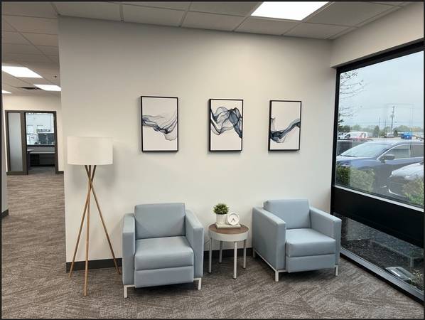 $492 Fully Equipped Office Space – Just Bring Your Laptop! (CALL or TEXT 616-560-9073!)64180502390274123