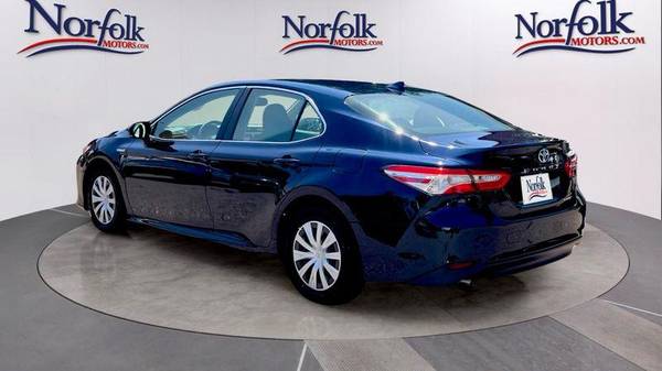 2020 Toyota Camry Hybrid LE Hybrid Efficiency, Navigation System, Bluetooth, And - $17,500 (+ Norfolk Motors West)63619642777347123