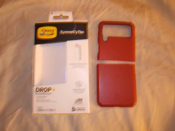 OtterBox Symmetry Series Flex Case for Samsung Galaxy Z Flip4 1