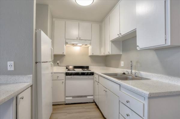 $2,799 / 2br - 880ft2 - Proper design. Smartly priced. Ready to move in! (san jose south)63888990267649122