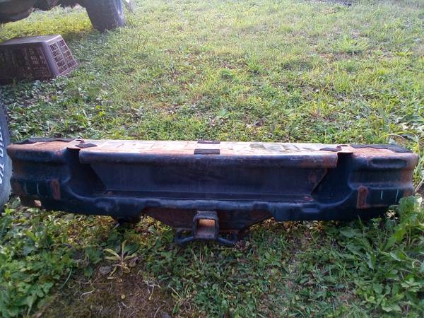 2002 - 2009 trailblazer, envoy rear impact bar 1