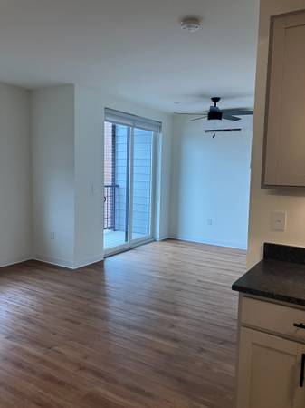 $2,200 / 1br - 598ft2 - New Apartment in Historic Courthouse-- Heat/AC and Hot Water Included (DOVER)63931657808002122