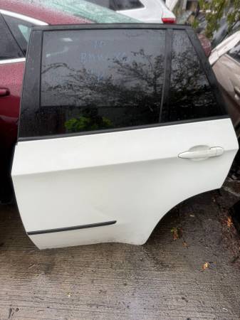 2010 BMW X5 Left Rear Door 1