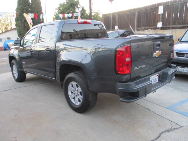 2017 Chevrolet Colorado Clean TITLE/CARFAX  4x2 Crew Cab 5 ft. SB - $16,499 (Spring Valley)63470060559619124