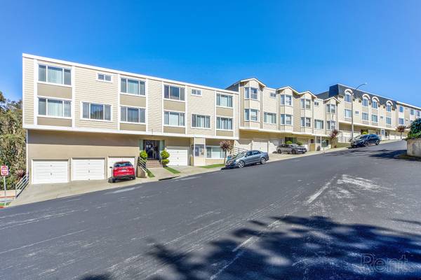 $2,534 / 1br - 753ft2 - Gestión en el lugar, transporte público, estacionamiento fuera de la calle (daly city)63824144260481120