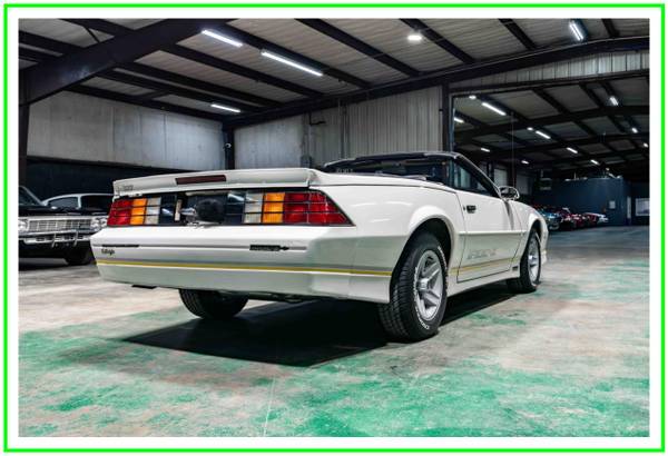 1988 Chevrolet Camaro Iroc Convertible / TPI 305 / 700R4 / AC / 65K Mi - $23,50063618392317057121