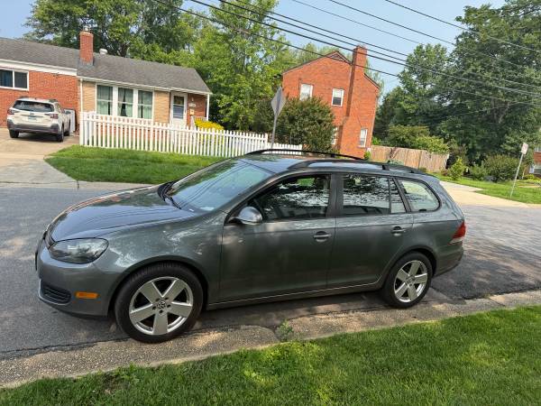 2012 WOLKSWAGEN JETTA SE - $6,500 (Silver Spring)63618565673217122