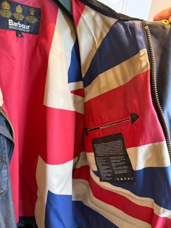 BARBOUR UNION JACK BANDERA DE INGLATERRA PATCHED NEGRO JACKET L - $250 (Westwood Los Ángeles CA)63471426864001124