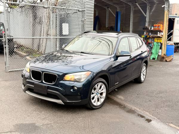 2014 BMW X1 xDrive28i AWD w/Navigation Camera 104k - $6,700 (Brooklyn)63654717694977121