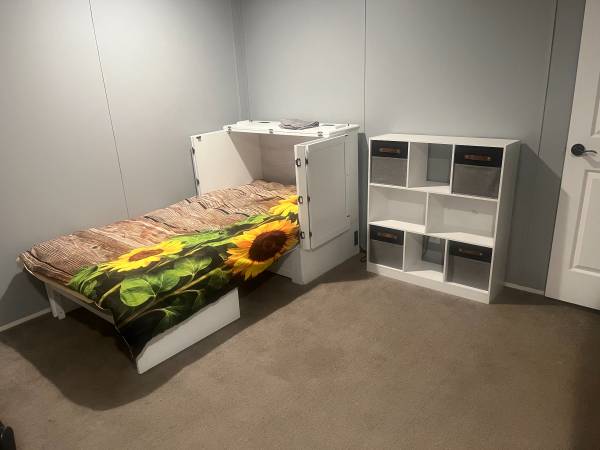 $500 / 5br - 2100ft2 - Private furnished room for rent 500 monthly (Frankston)64037557957506120