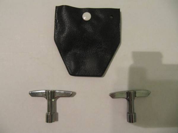 Vintage Pearl Nickel Snare Drum Tuning Tightening Keys WithPouch 1