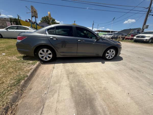 🚗 FOR SALE: 2009 Honda Accord – Reliable, Efficient, and Built to Las - $5,500 (Garland)63488649232131122
