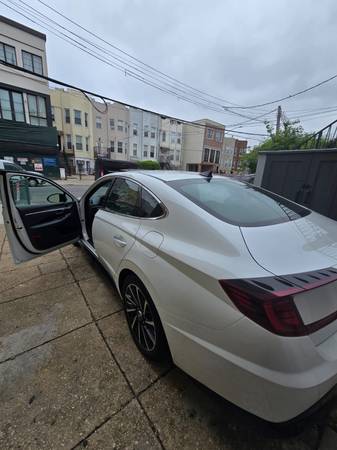 2020 Hyundai Sonata SEL plus sedan low miles - $17,800 (bensonhurst brooklyn ny)63654714507777123