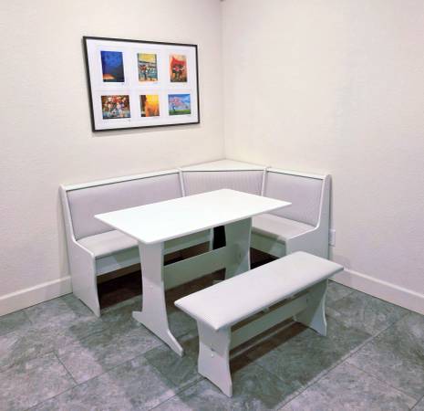 Corner Dining Set w/ Hidden Storage – White & Gray 1