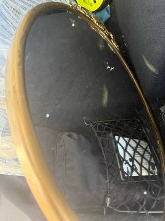 Old oval mirror and old picture frame with hunt picture 1