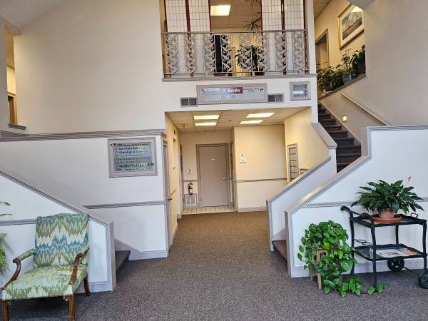 $1,200 / 700ft2 - Studio space available (South Hadley, MA)64017047106050122