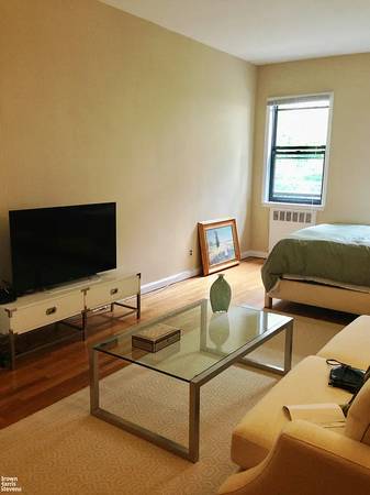 $700 / 1br - 700ft2 - Midtown East STUDIO...weekly or monthly (Midtown East)64033461067009121