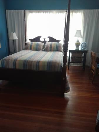 Room (Blue)  Beaumont Historic District 1