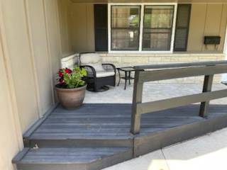 $1,000 / 2br - House for rent 4 blocks from University of Kansas63671395675907123