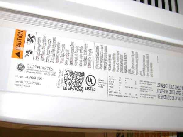 Aire acondicionado GE de 6000 BTU - $65 (Sutton)63439180513153121