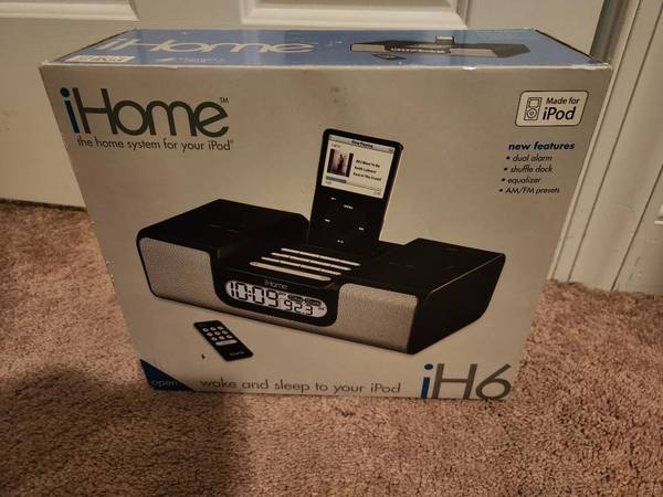 Radio IPOD Clock iHome Model iH6 & IPOD Clock iHome Model iH26B NEW - $50 (Pembroke Pines)63471414611073120