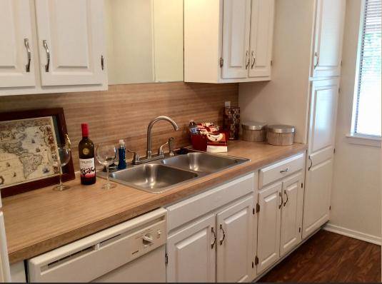 $1,020 / 1br - 800ft2 - Large Kitchens, Elegant Resident Clubhouse, Beautiful Courtyards (Tulsa)63806193420163122