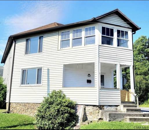 $850 / 2br - 924ft2 - Spacious apartment with washer/dryer, walking distance from bus stop (Johnstown)63836544402305120