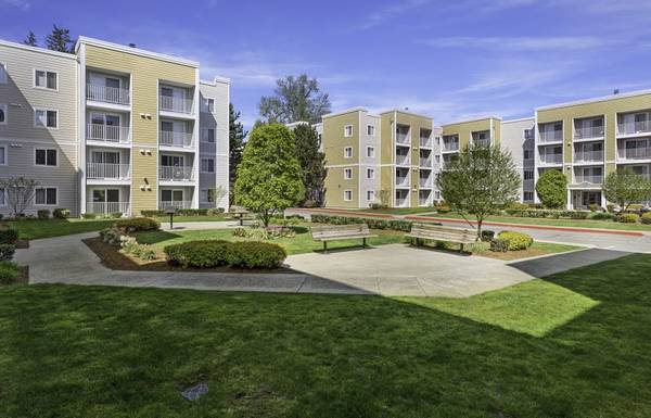 $1,604 / 1br - 665ft2 - 1 Bedroom Oasis | Indoor Pool & In-Unit Laundry 🧺 (Everett, Mukilteo, Lynwood, Mill Creek)63874305995011122