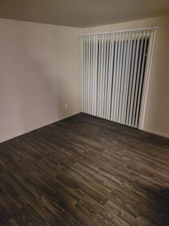 $1,075 / 2br - 1100ft2 - Right Around the Corner, Near Everywhere You Want to Be!! (Phoenix)64024988528643121