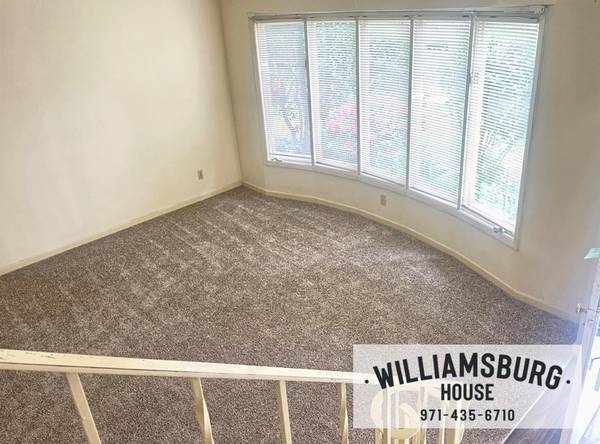 $1,410 / 2br - Encantadora casa adosada de 2 habitaciones - Ubicación conveniente cerca de la línea de transporte urbano (Salem Sur)63660478772865120