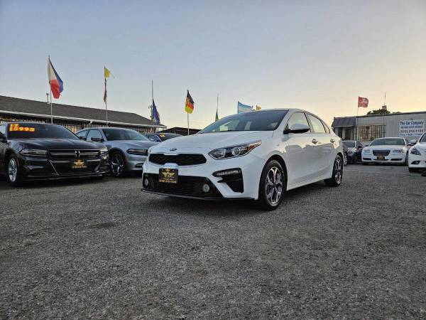 2021 Kia Forte LXS 4dr Sedan - $13,500 (+ Car Co)63613881642243122