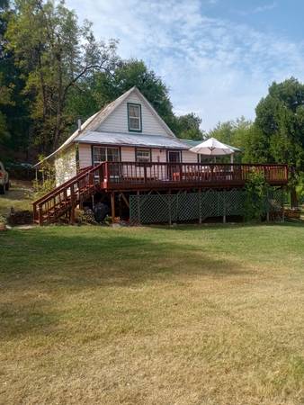 $1,200 / 2br - 1400ft2 - Historic home on Upper Sac River (Dog Creek area)63972529523075120