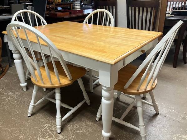 2-Tone Dining Kitchen Table Set with 4 Chairs  65966 1